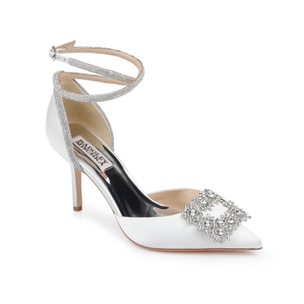 Badgley Mischka  Saint Pump White Satin Wedding Rhinestone Embellished S…
